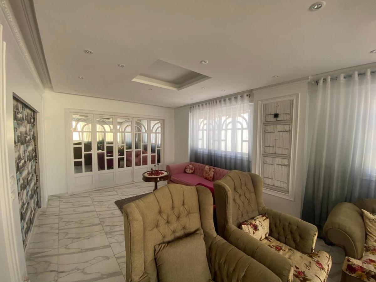 Luxurious In Loran 250m2 Apartmán *